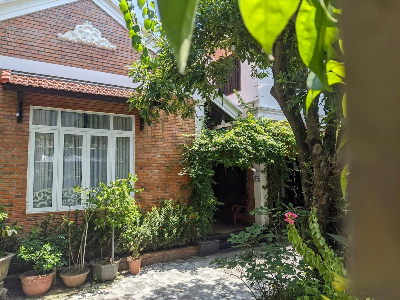 Q'Tropical Garden Homestay Hue Buitenkant foto