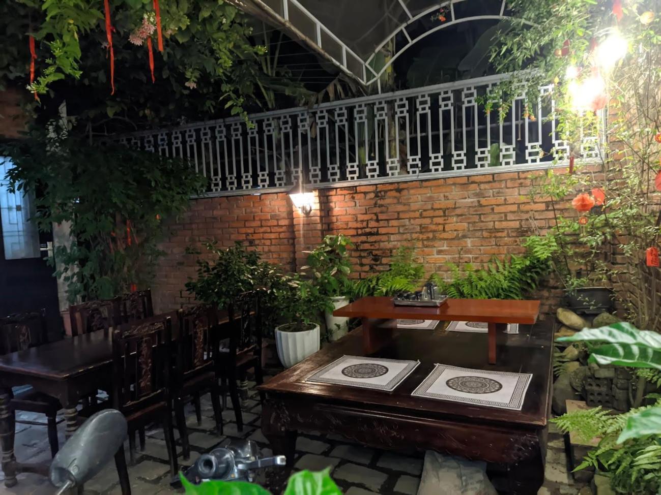 Q'Tropical Garden Homestay Hue Buitenkant foto